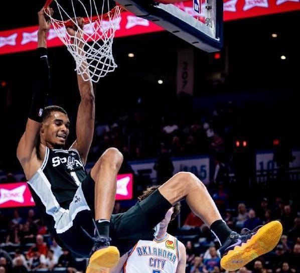 浓眉哥新星势不可挡表现惊艳，利物浦未来可期！