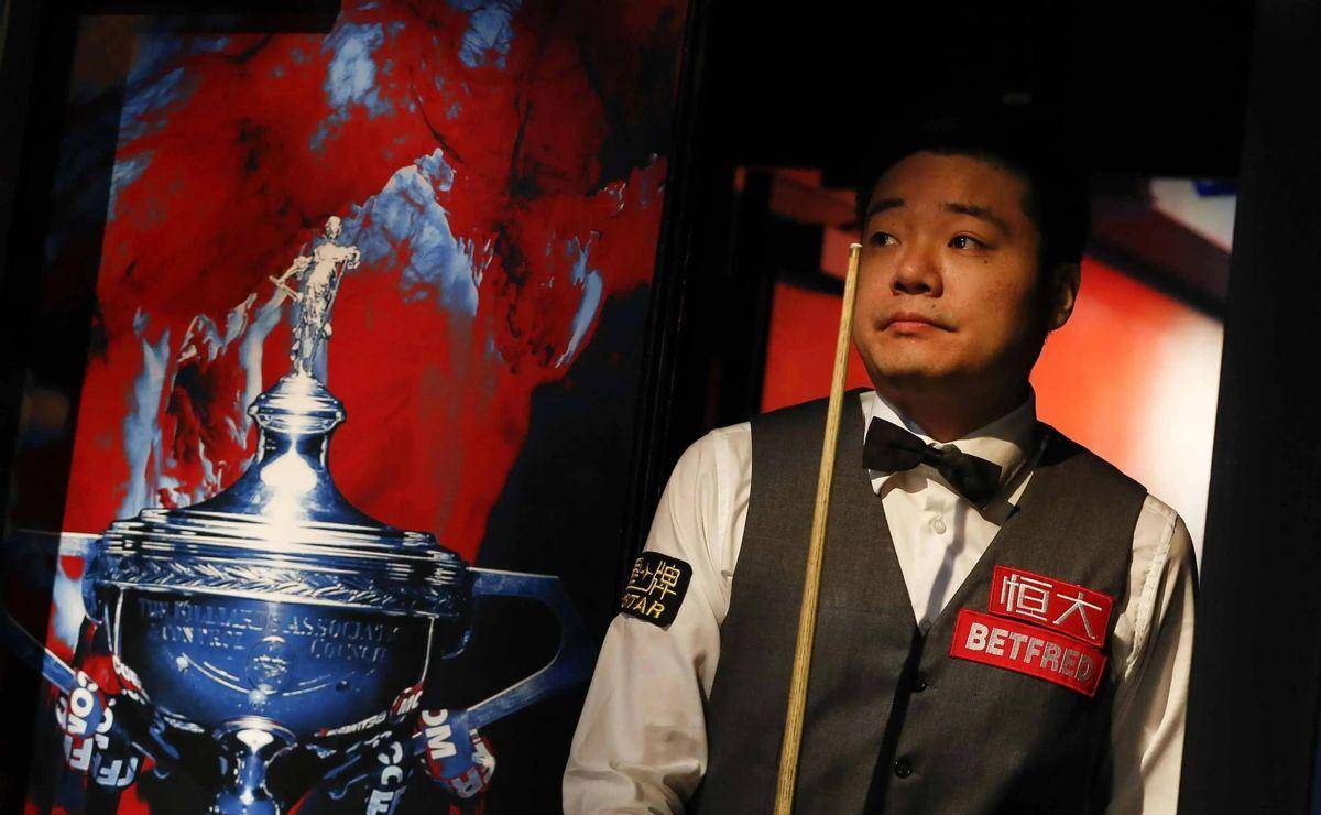 包含阿扎伦卡迎来七赛季出色发挥，TES观众热烈欢呼！的词条